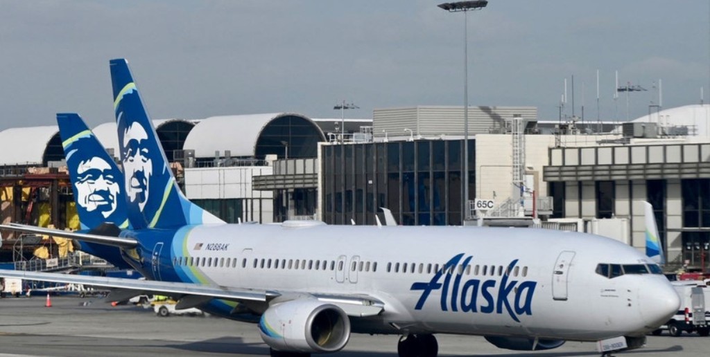 Hãng hàng không Alaska Airlines tạm dừng khai thác toàn bộ các chuyến bay